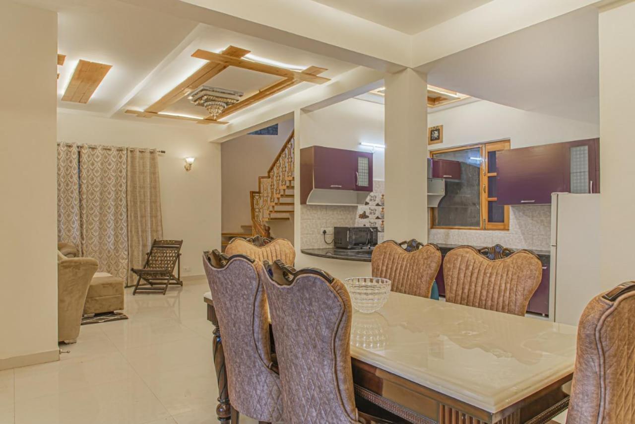The Himalayan Mansion: Serviced Villa with Open-Air Lawn in Kasauli Exterior photo